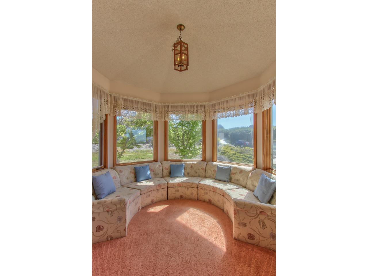 18362 Meadow Ridge Road Salinas, CA 93907 - Photo 10 of 41 Gallery Image 10