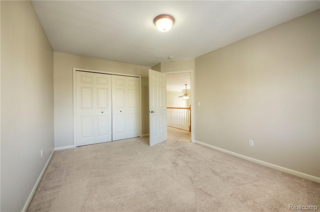 1044 Rochelle Park Drive Rochester, MI 48309 - Photo 38 of 51 930A5466_7_8.jpg