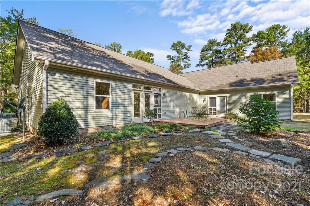 6401 Old Ridge Road Waxhaw, NC 28173 - Photo 6 of 46 Gallery Image 6