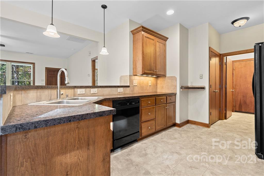 6401 Old Ridge Road Waxhaw, NC 28173 - Photo 10 of 46 Gallery Image 10