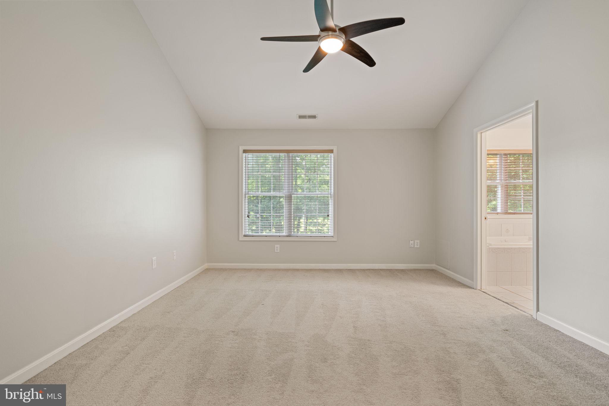 19033 Otley Road Purcellville, VA 20132 - Photo 20 of 52 Primary Bedroom