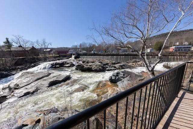 10 Deerfield Avenue, Unit 5 Shelburne, MA 01370 - Photo 20 of 28