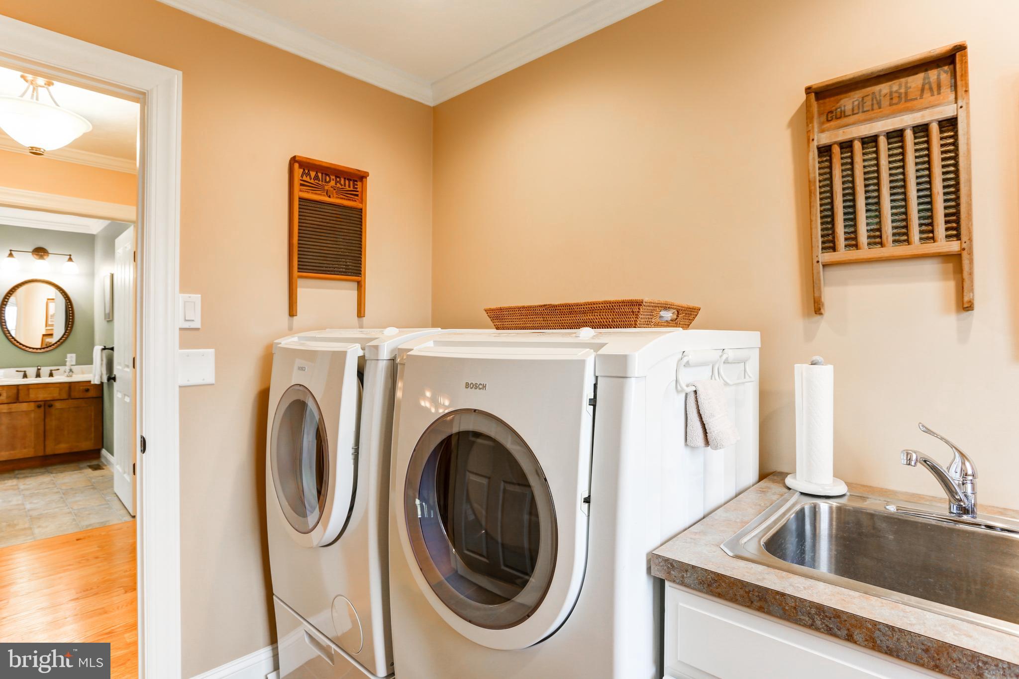 667 South River Road Halifax, PA 17032 - Photo 46 of 82 Second-floor laundry room