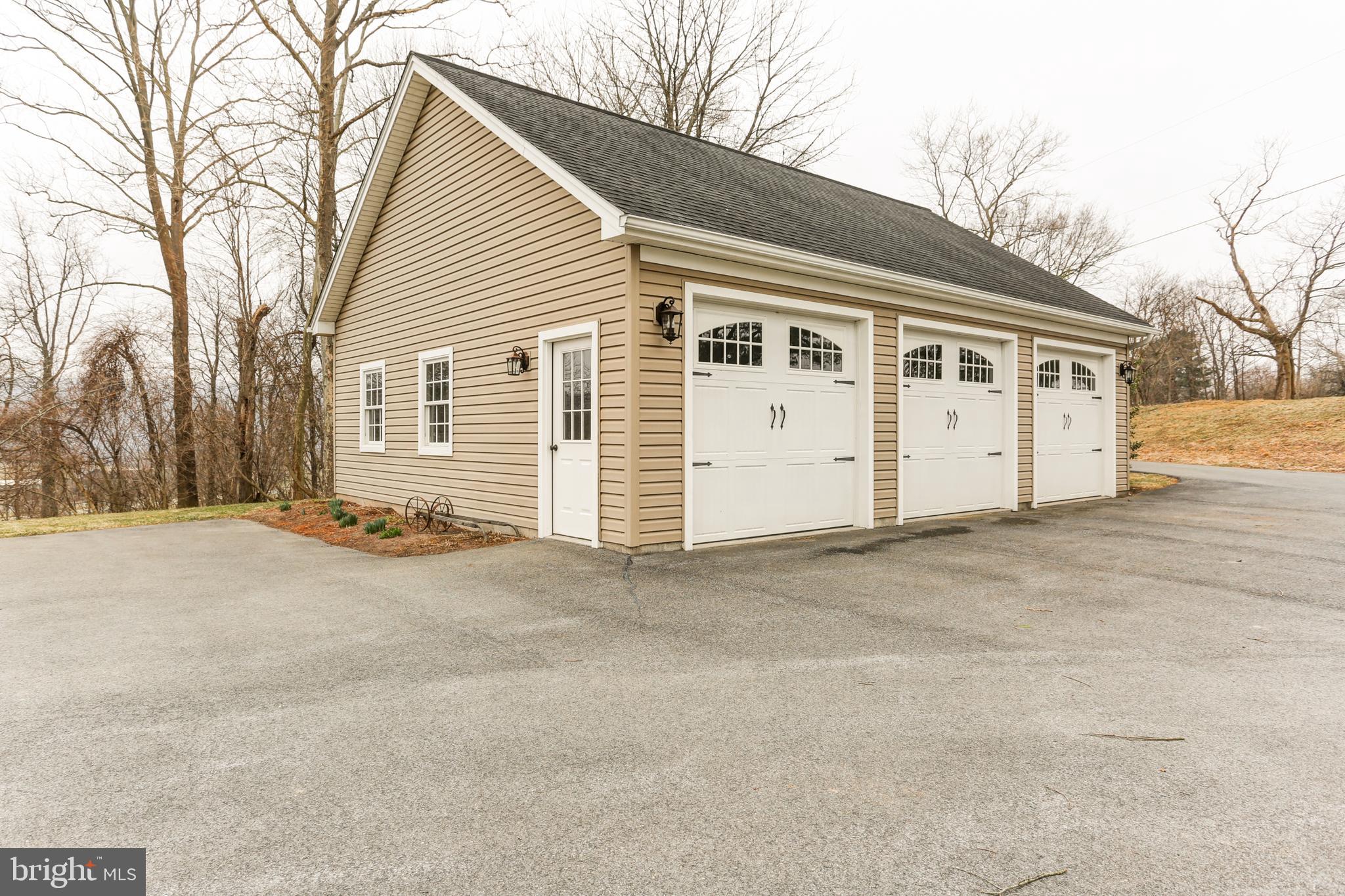 667 South River Road Halifax, PA 17032 - Photo 60 of 82 Detached three-car garage
