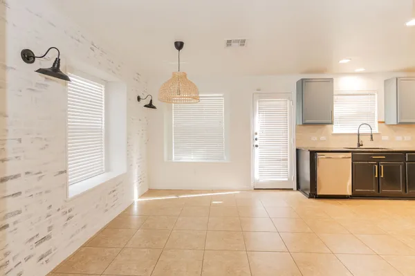 $1,950 | 146 Linden Lane, San Marcos, TX 78666