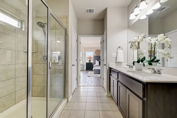 $2,400 | 212 Durata Drive, San Marcos, TX 78666