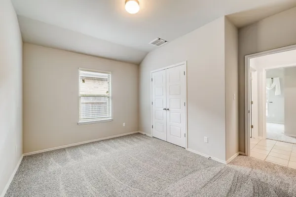 $2,400 | 212 Durata Drive, San Marcos, TX 78666