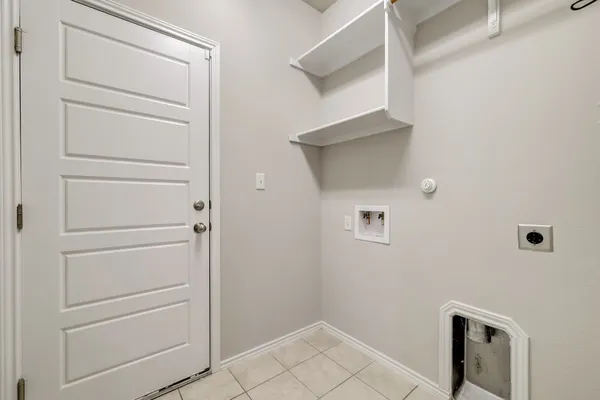 $2,400 | 212 Durata Drive, San Marcos, TX 78666