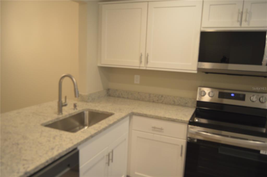 2849 Stillwell Court New Port Richey, FL 34655 - Photo 3 of 22