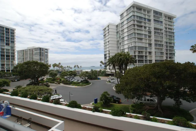 $5,000 | 1770 Avenida Del Mundo, Unit 201, Coronado, CA 92118