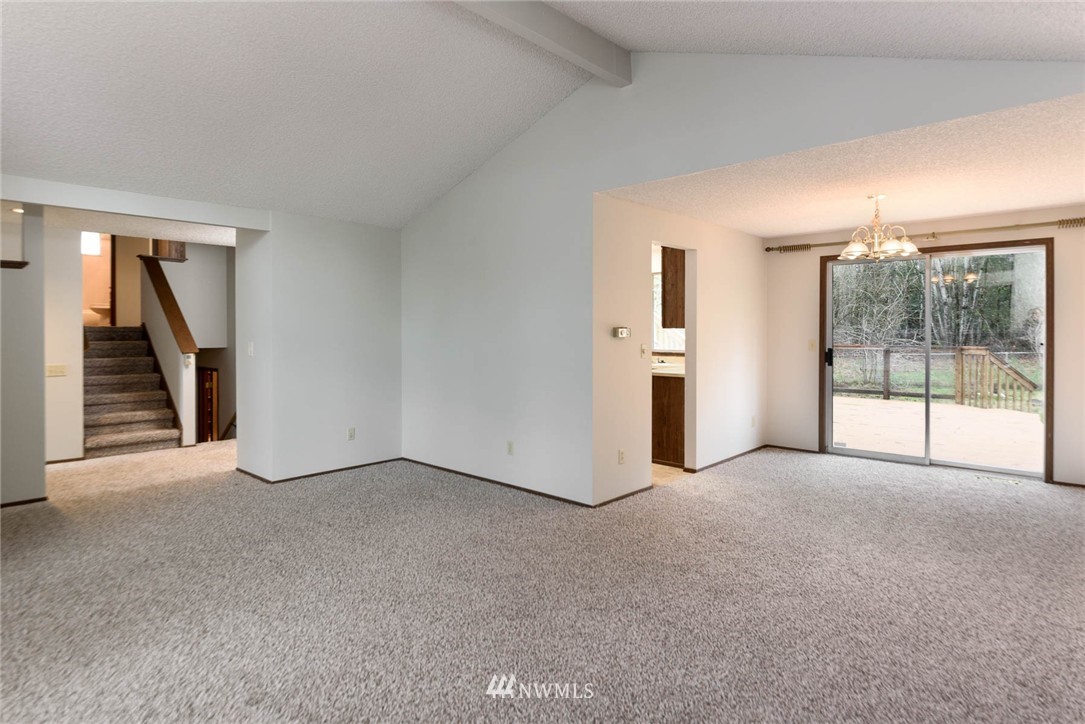 2307 Southeast 21st Street Renton, WA 98055 - Photo 7 of 22