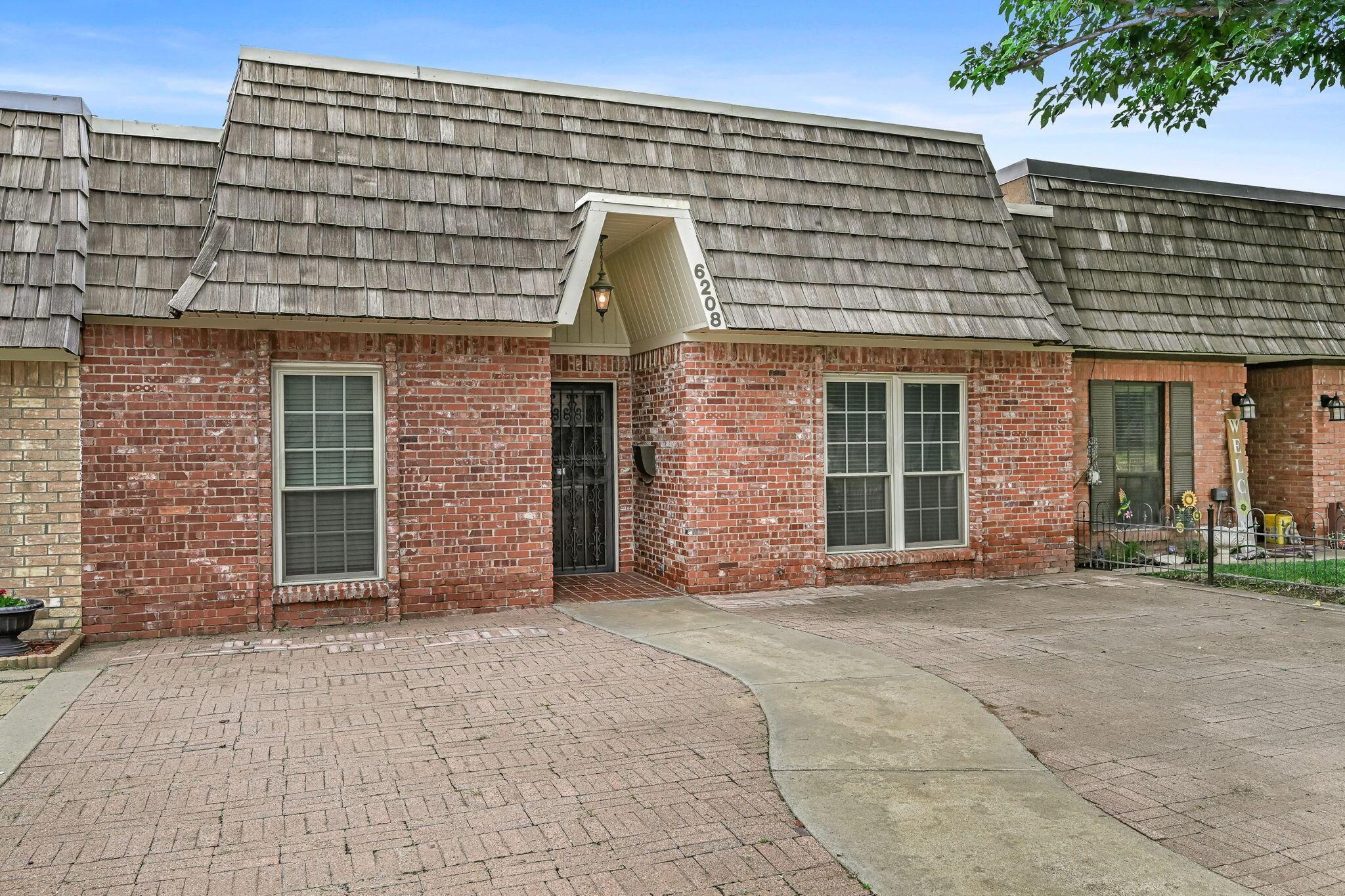 6208 Belpree Road Amarillo, TX 79106 - Photo 1 of 21 Front