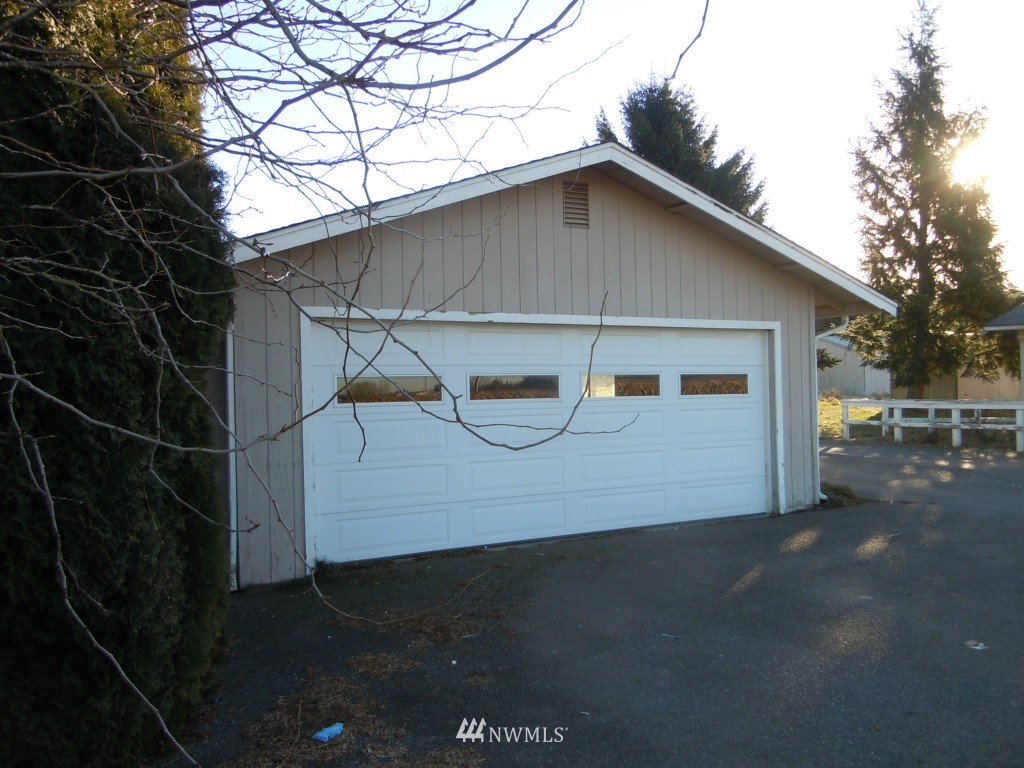 405 East Hemmi Road Lynden, WA 98264 - Photo 12 of 24 Gallery Image 12