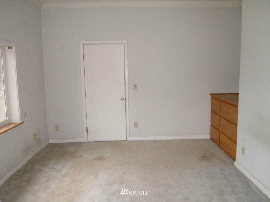 405 East Hemmi Road Lynden, WA 98264 - Photo 10 of 24 Gallery Image 10