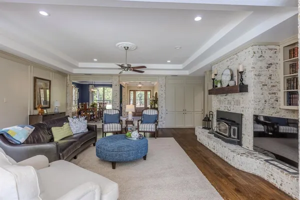 $1,500,000 | 166 County Road 2112, Pittsburg, TX 75686