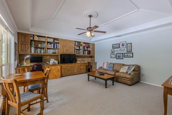 $1,500,000 | 166 County Road 2112, Pittsburg, TX 75686