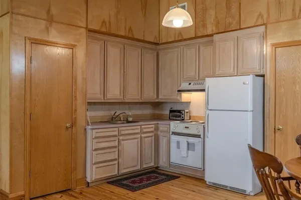 $1,500,000 | 166 County Road 2112, Pittsburg, TX 75686