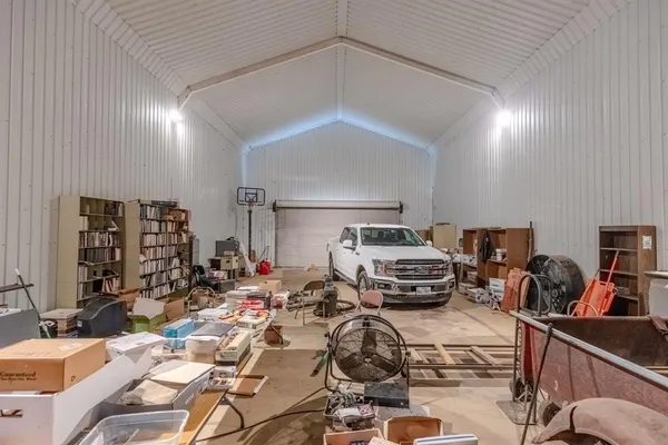 $1,500,000 | 166 County Road 2112, Pittsburg, TX 75686