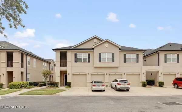 $1,950 | 12301 Kernan Forest Boulevard, Unit 801, Jacksonville, FL 32225
