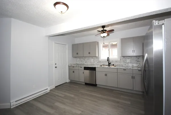 $409,900 | 72 Hall Street, Springfield, MA 01108