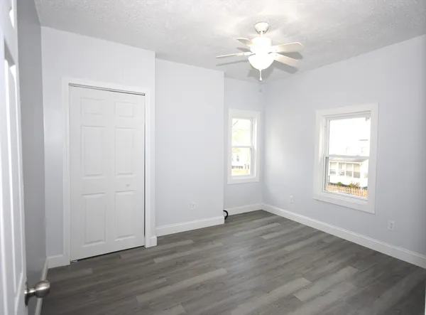 $409,900 | 72 Hall Street, Springfield, MA 01108