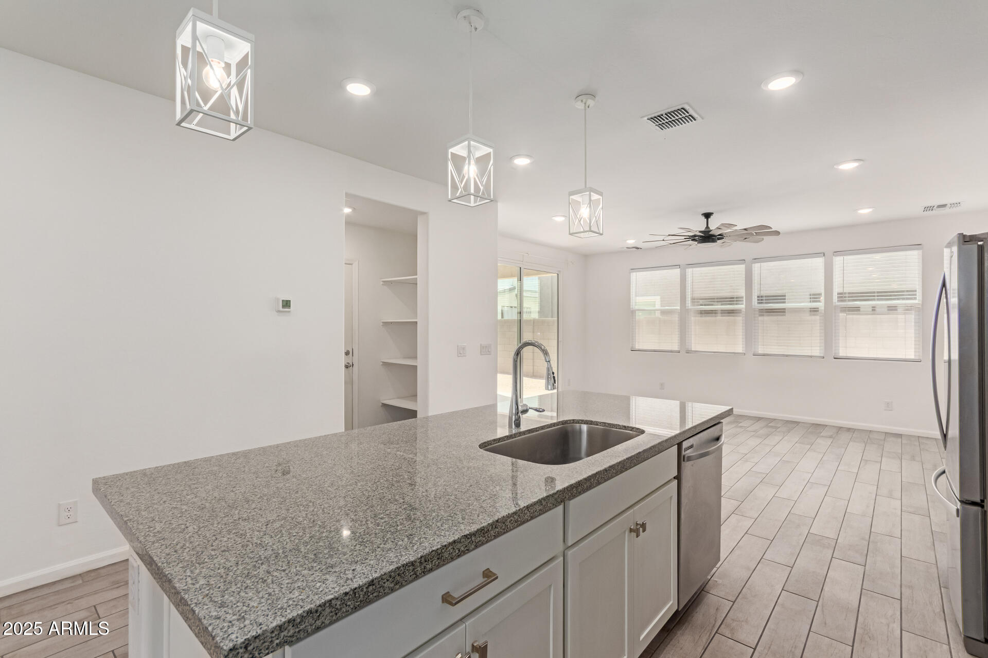 1857 West 22nd Avenue Apache Junction, AZ 85120 - Photo 5 of 32 06 - 22nd