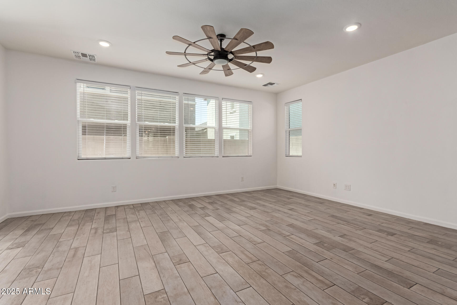 1857 West 22nd Avenue Apache Junction, AZ 85120 - Photo 10 of 32 11 - 22nd