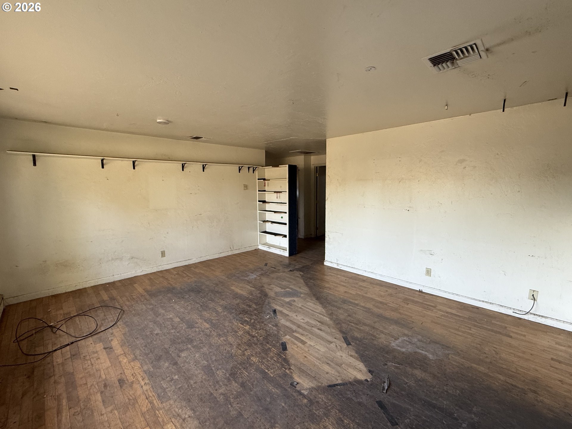 4694 Daisy Street Springfield, OR 97478 - Photo 11 of 25 Gallery Image 11