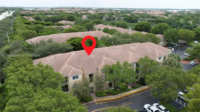 $315,000 | 2433 Centergate Drive, Unit 102, Miramar, FL 33025