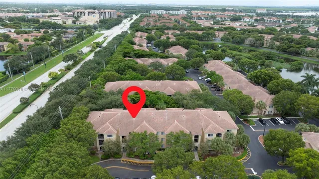$315,000 | 2433 Centergate Drive, Unit 102, Miramar, FL 33025