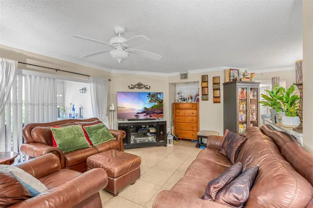 $315,000 | 2433 Centergate Drive, Unit 102, Miramar, FL 33025