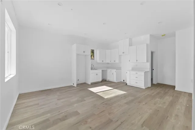 $4,250 | 8512 Wilbur Avenue, Northridge, CA 91324