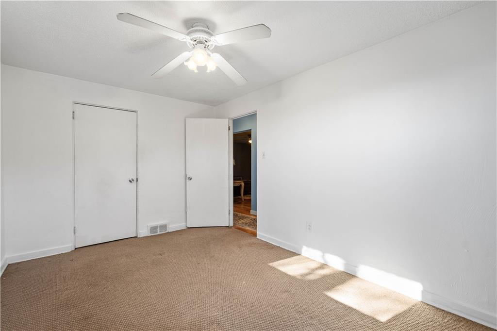 4 Ann Street Carnegie, PA 15106 - Photo 18 of 29