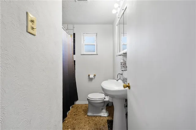 $234,900 | 4 Ann Street, Carnegie, PA 15106