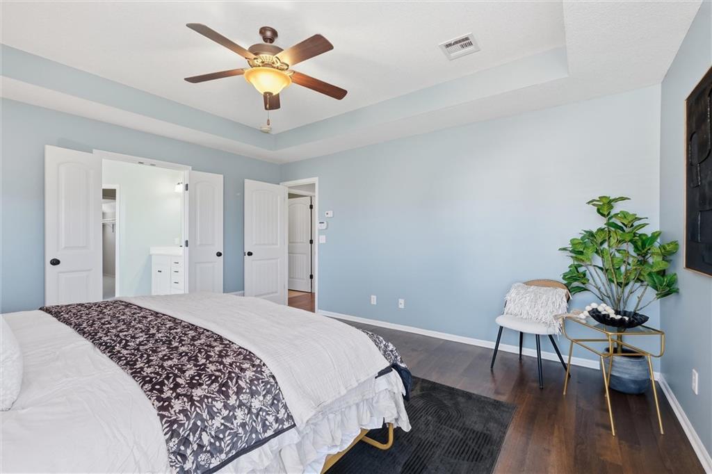 2236 Southwest HawkView Road Lee's Summit, MO 64082 - Photo 18 of 40