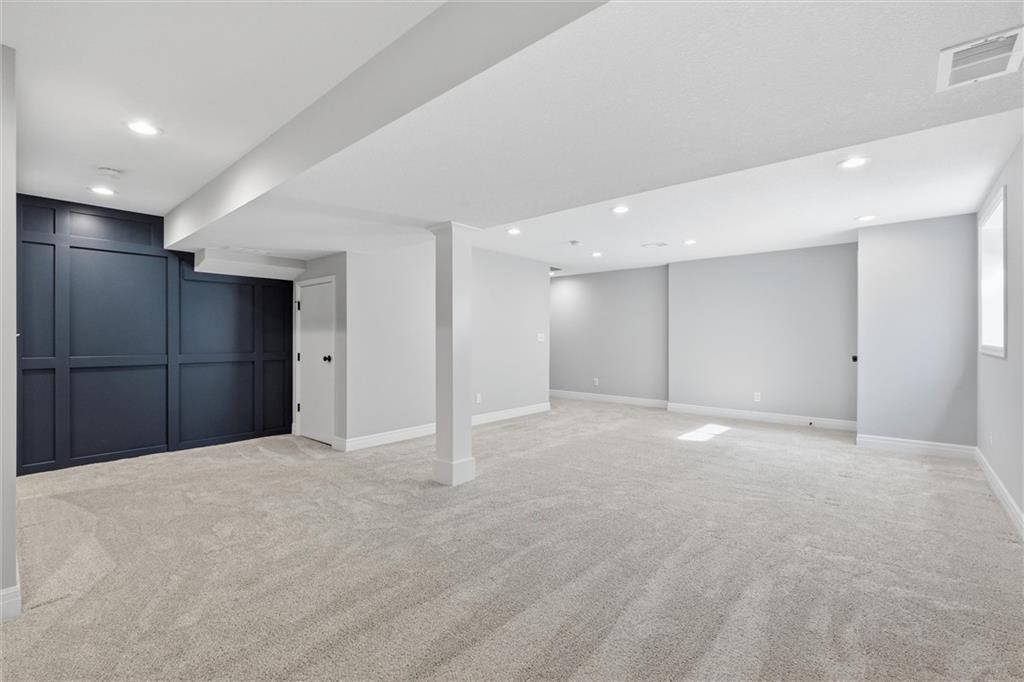 2236 Southwest HawkView Road Lee's Summit, MO 64082 - Photo 32 of 40