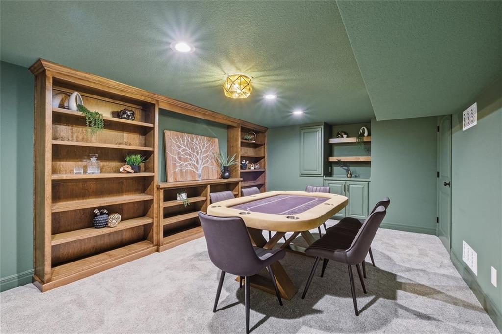 2236 Southwest HawkView Road Lee's Summit, MO 64082 - Photo 36 of 40