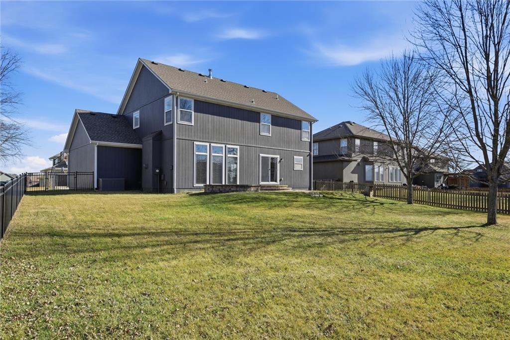 2236 Southwest HawkView Road Lee's Summit, MO 64082 - Photo 40 of 40