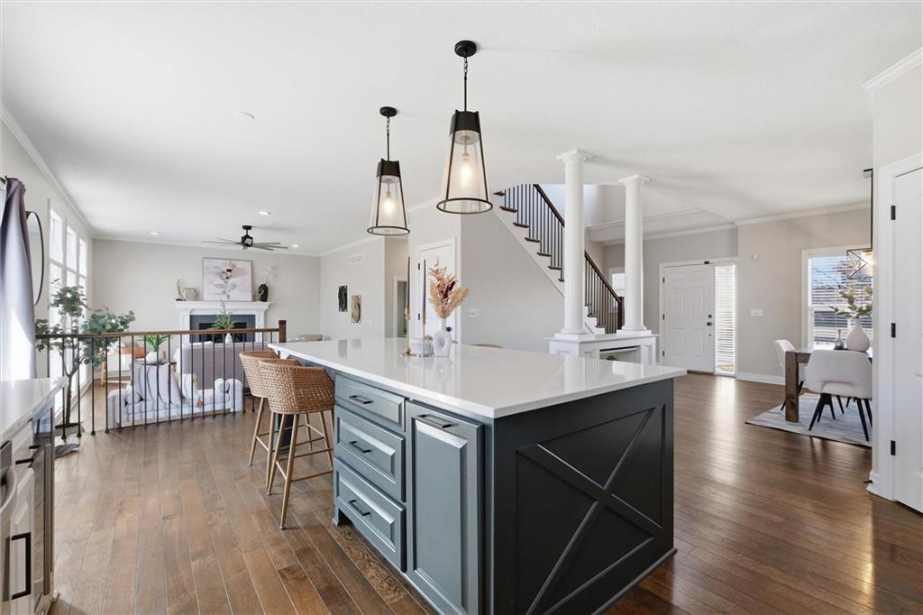 2236 Southwest HawkView Road Lee's Summit, MO 64082 - Photo 9 of 40