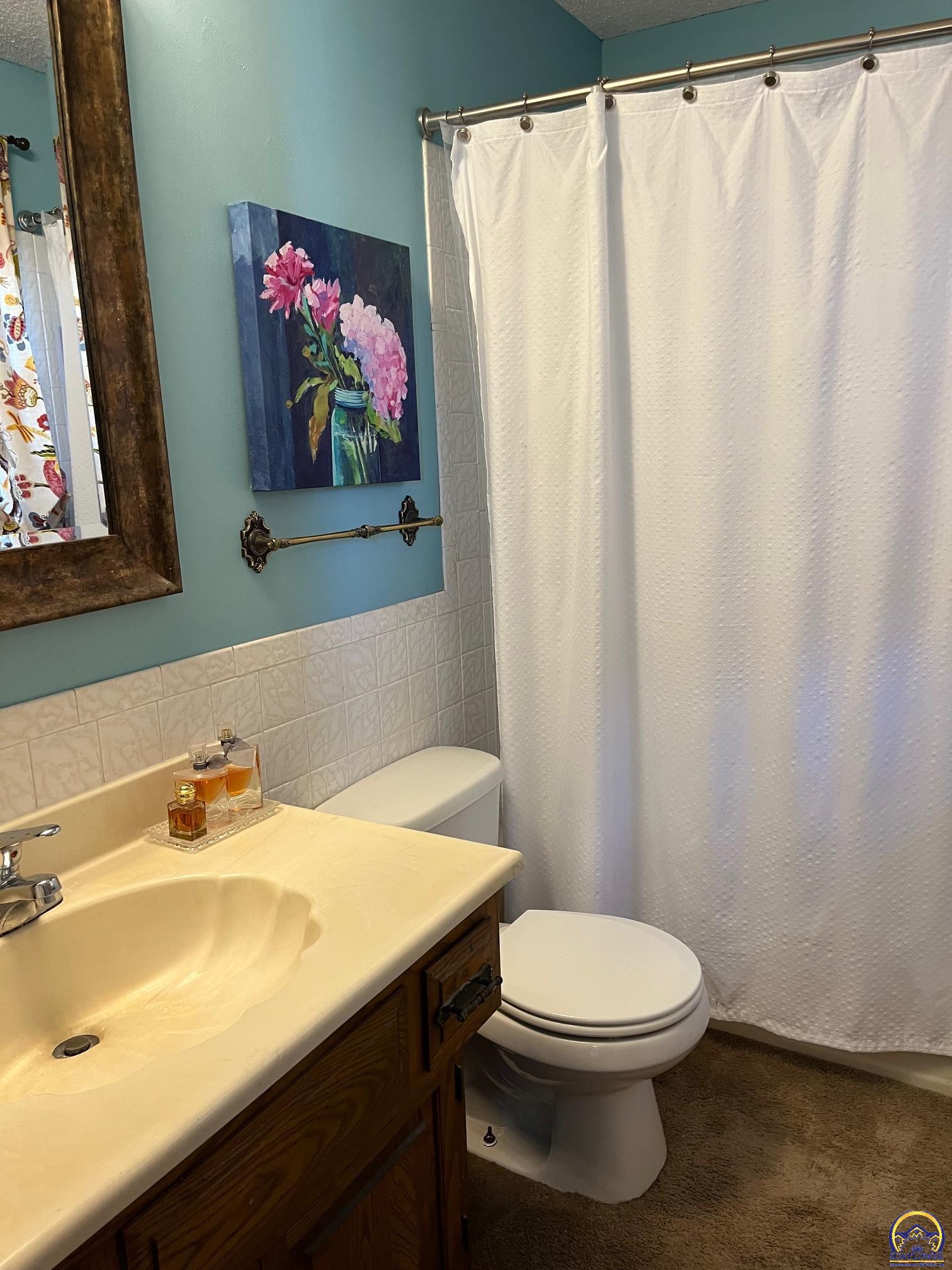 3808 Southwest Canterbury Town Road Topeka, KS 66610 - Photo 16 of 38