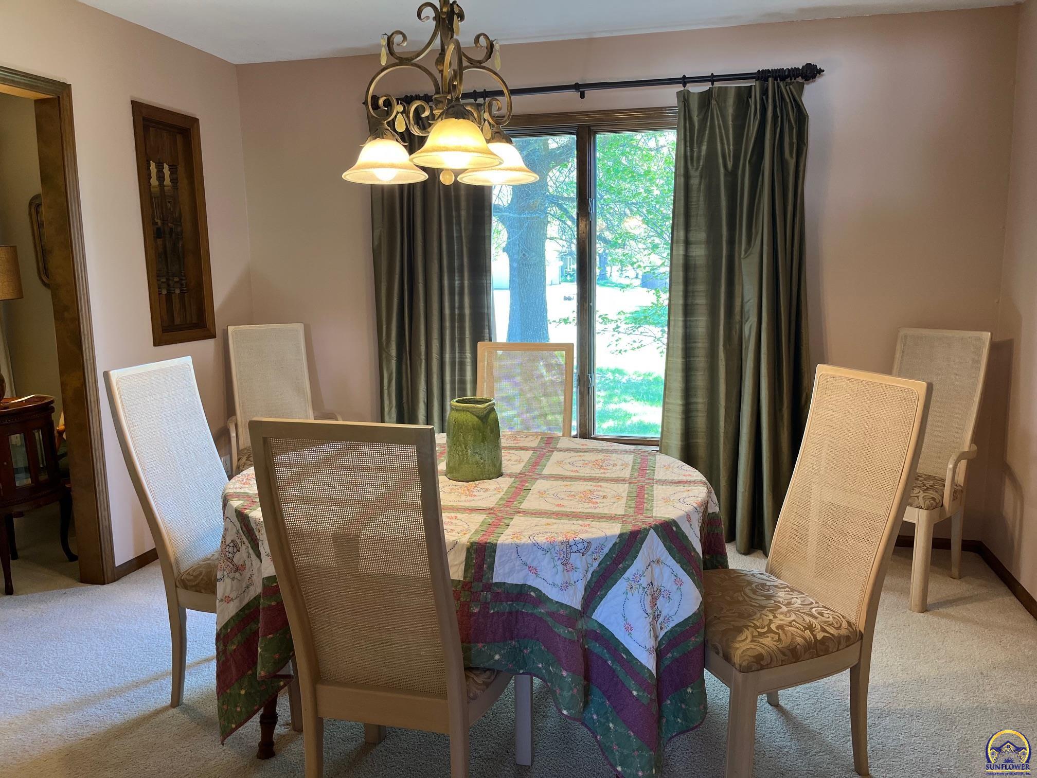 3808 Southwest Canterbury Town Road Topeka, KS 66610 - Photo 5 of 38