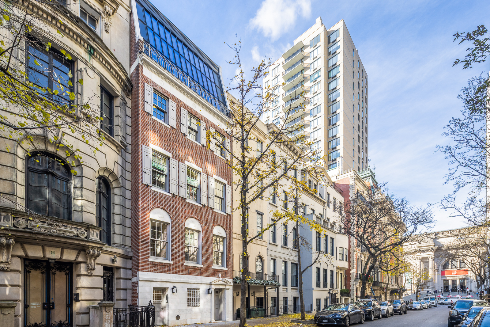 The Understated Elegance of 25 Riverside Drive