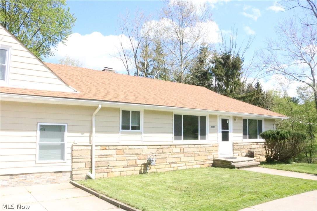 8617 Broadview Road Broadview Heights, OH 44147 - Photo 2 of 32