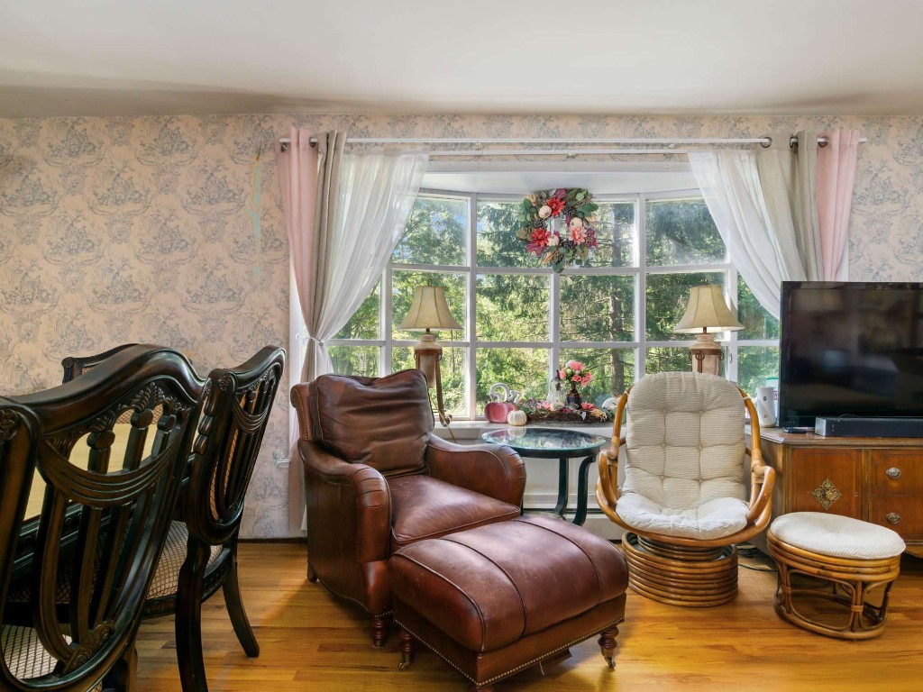 674 Cafferty Hill Road Endicott, NY 13760 - Photo 9 of 43 Gallery Image 9