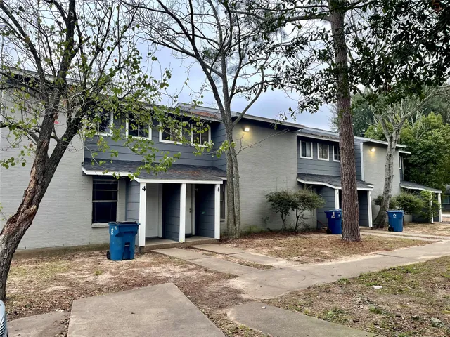 $750 | 702 Hargest Street, Unit 3, Prairie View, TX 77445