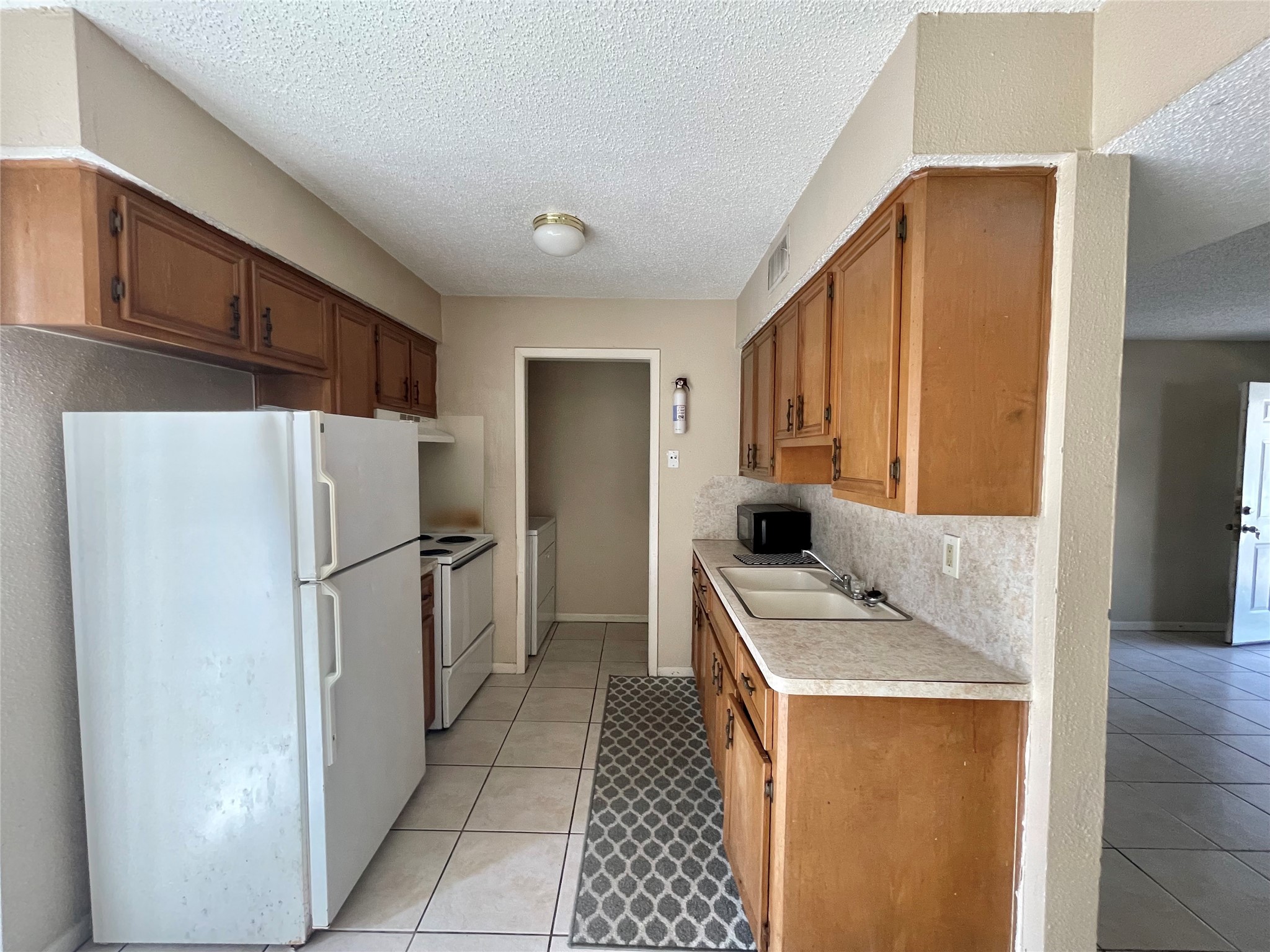 702 Hargest Street, Unit 3 Prairie View, TX 77445 - Photo 5 of 11