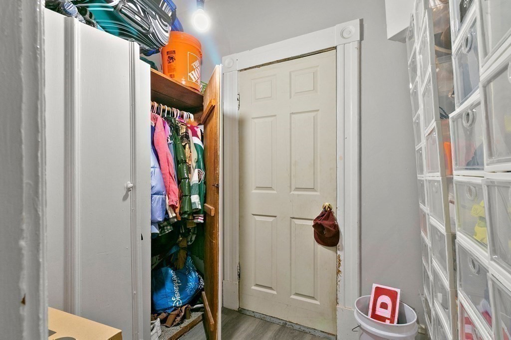 30 Merrick Avenue Springfield, MA 01109 - Photo 28 of 38