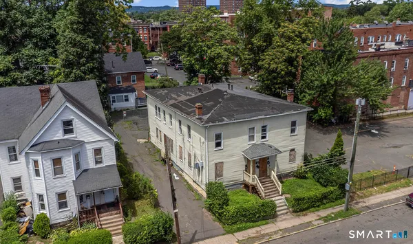 $900,000 | 47-49 Putnam Street, Hartford, CT 06106