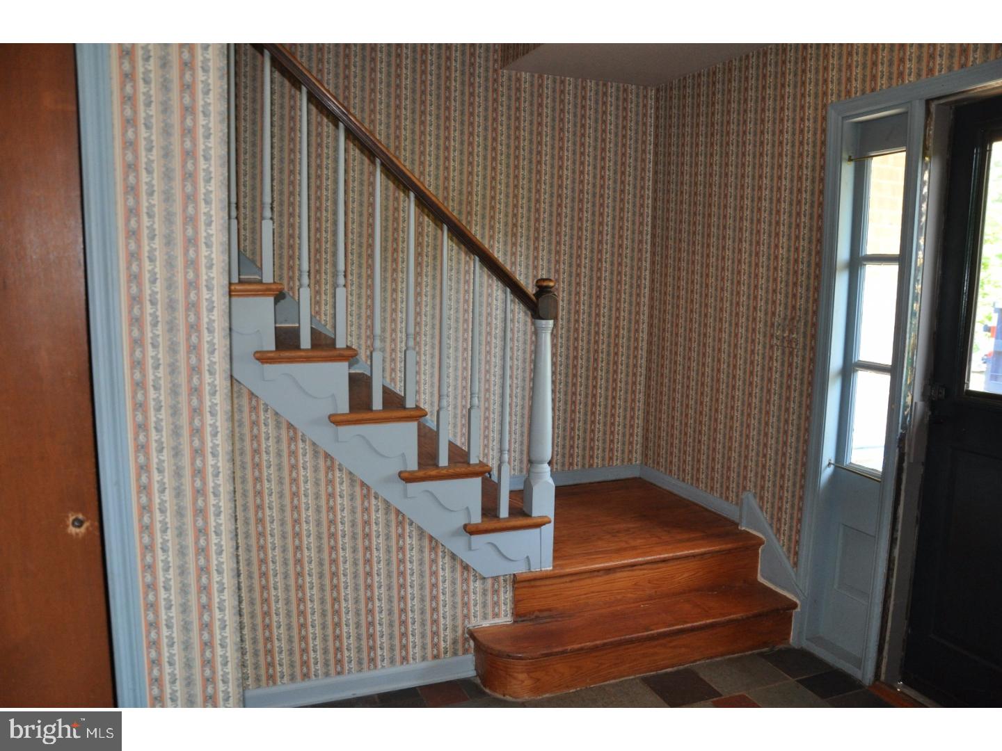 2006 Surrey Road Oreland, PA 19075 - Photo 5 of 25