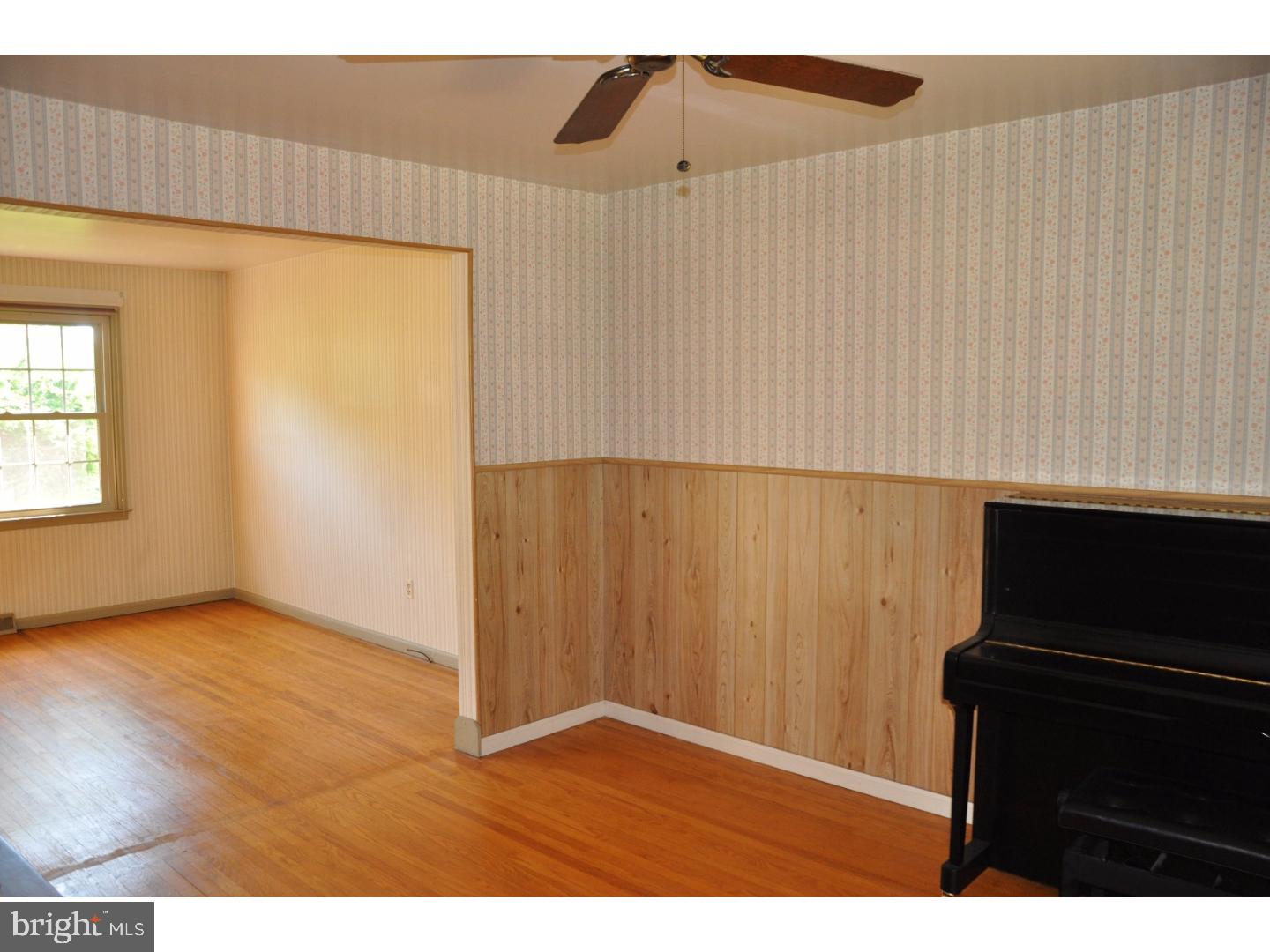 2006 Surrey Road Oreland, PA 19075 - Photo 9 of 25